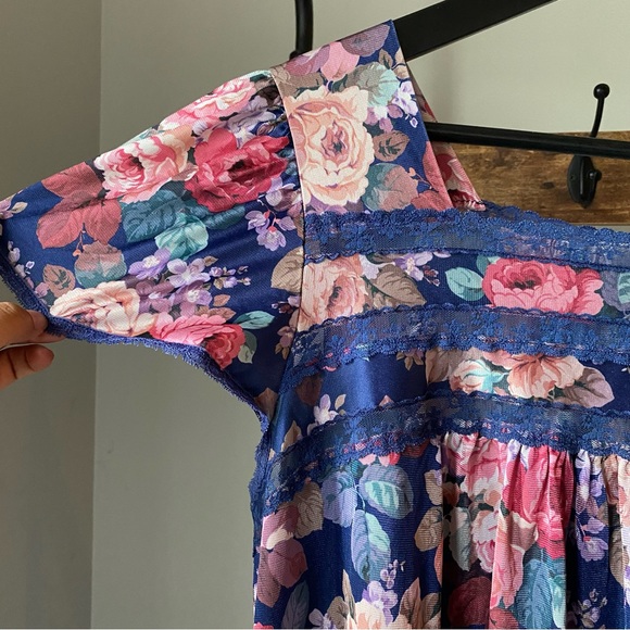 Vintage Vanity Fair women’s floral short sleeve long sleeping gown Made in USA L - Picture 4 of 6